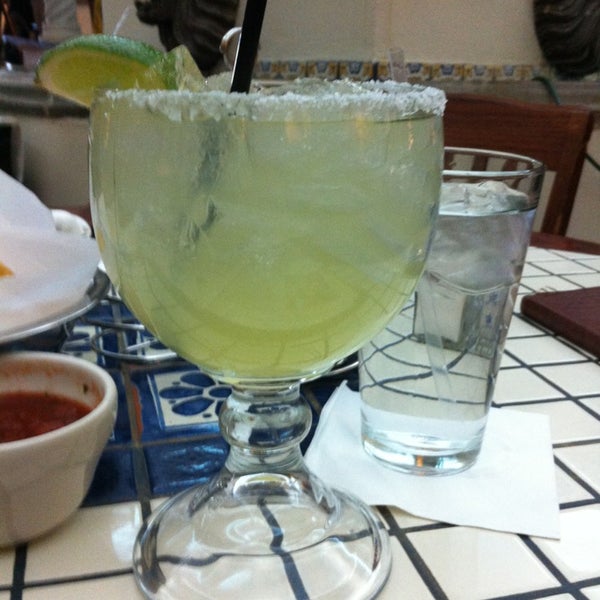 Foto diambil di Abuelo&#39;s Mexican Restaurant oleh Brooke M. pada 2/14/2013