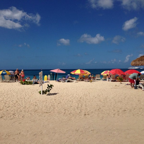 Photo prise au Radisson Grenada Beach Resort par Erden P. le12/16/2013