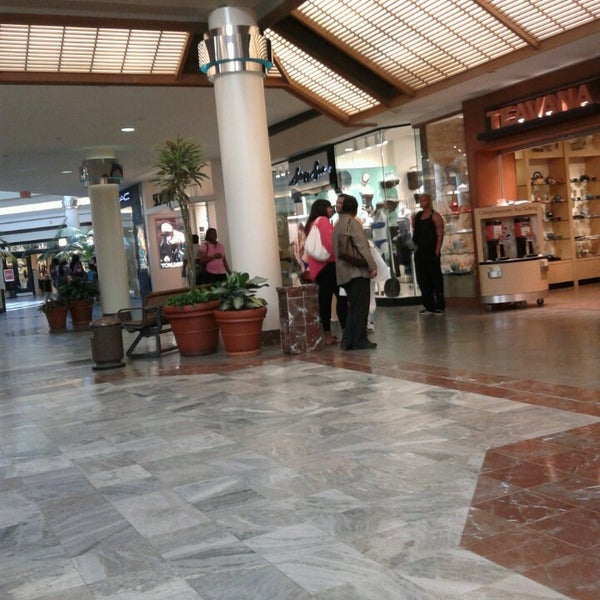 Dillard's Metairie, LA