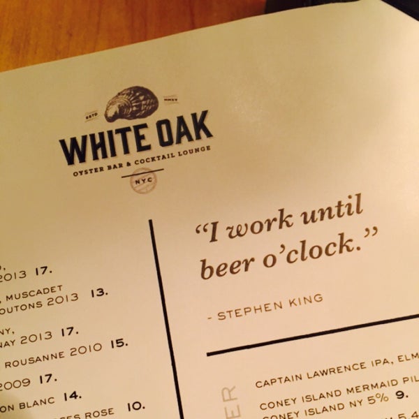 5/2/2015 tarihinde Amanda D.ziyaretçi tarafından White Oak Oyster Bar &amp; Cocktail Lounge'de çekilen fotoğraf