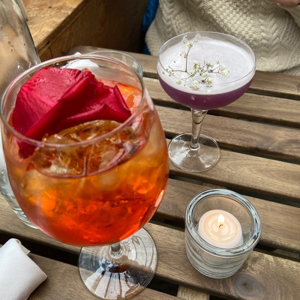 4/16/2021 tarihinde Amanda D.ziyaretçi tarafından St Tropez Restaurant &amp; Wine Bar'de çekilen fotoğraf