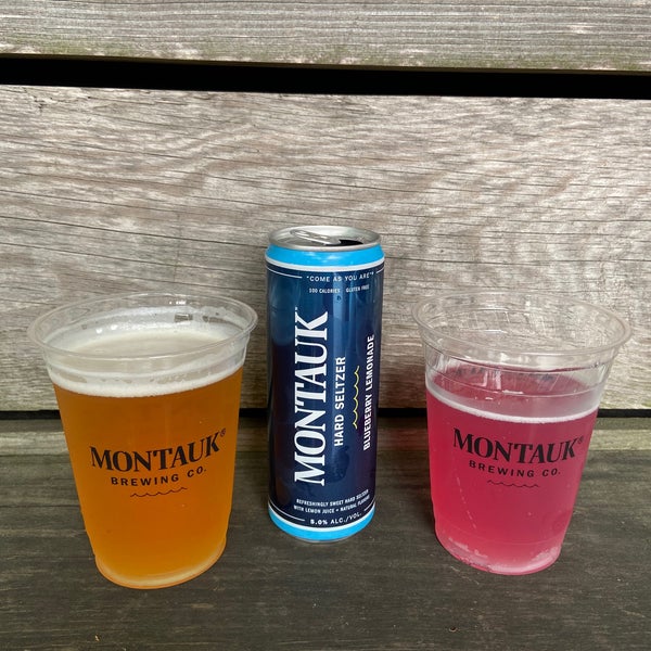 Foto tirada no(a) Montauk Brewing Company por Amanda D. em 8/31/2021