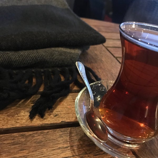 1/8/2018 tarihinde Hakan Fatih K.ziyaretçi tarafından Cafe Nosta'de çekilen fotoğraf