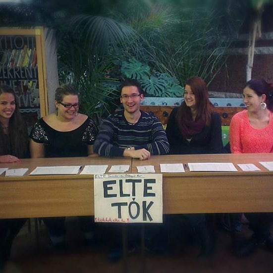 Das Foto wurde bei ELTE TÓK HÖK von ELTE TÓK HÖK am 6/1/2014 aufgenommen