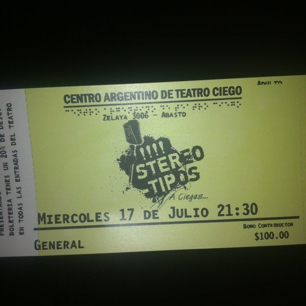 Photo prise au Centro Argentino de Teatro Ciego par Diego L. le7/18/2013
