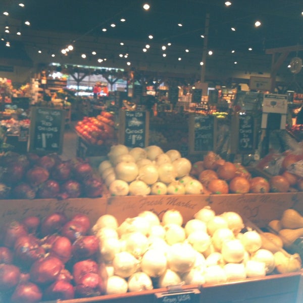 9/25/2013 tarihinde Millie B.ziyaretçi tarafından The Fresh Market'de çekilen fotoğraf