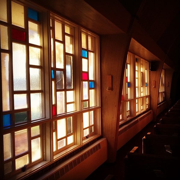 Photo taken at Winnetka Presbyterian Church by Adam W. on 4/11/2014