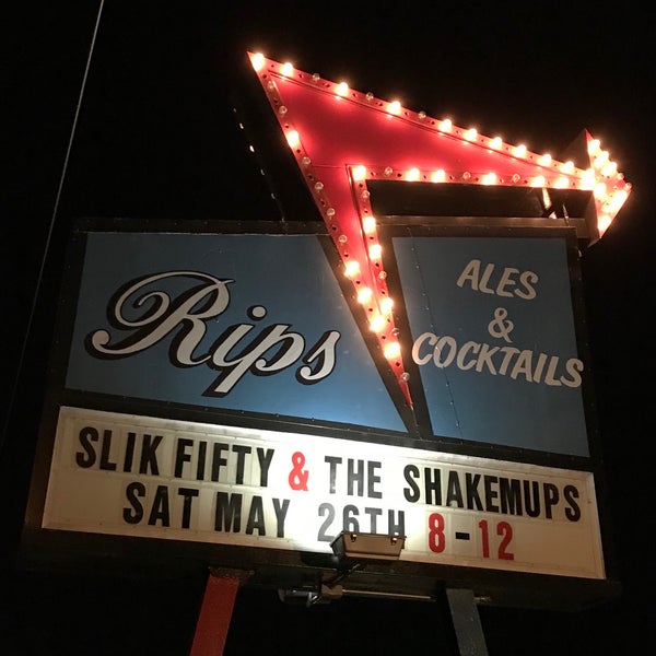 Photo taken at Rips Ales &amp; Cocktails by Solario on 5/28/2018