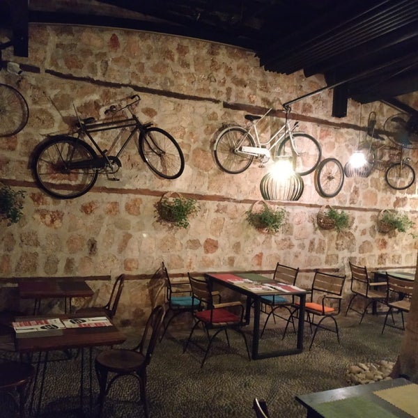 10/17/2020 tarihinde Zeynep K.ziyaretçi tarafından Gazetta Brasserie - Pizzeria'de çekilen fotoğraf