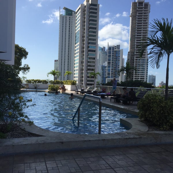 Foto tirada no(a) Marriott Executive Apartments Panama City por Giovana G. em 1/9/2016