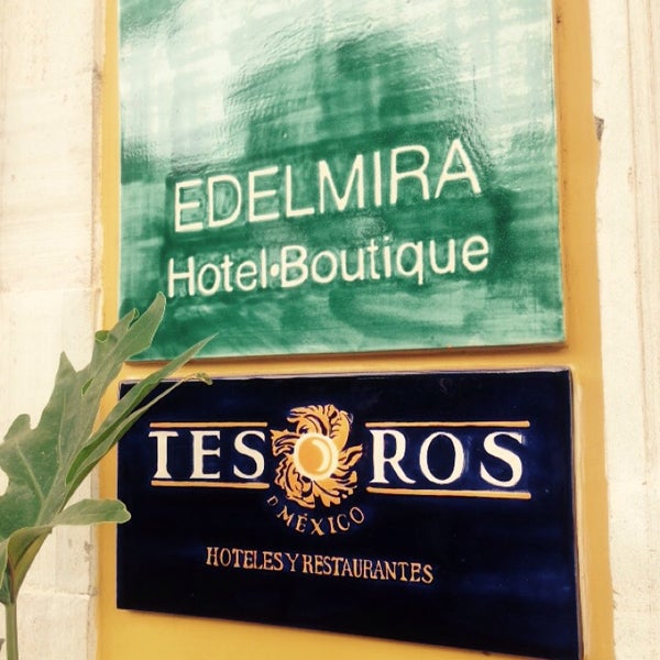 Foto diambil di Edelmira Hotel Boutique oleh Gabi M. pada 10/17/2014