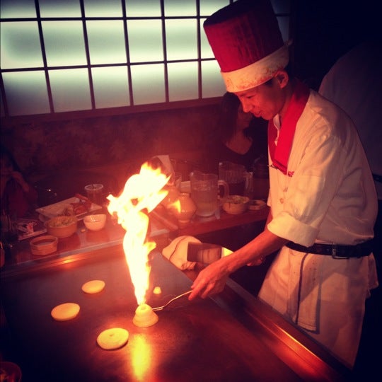 11/11/2012 tarihinde Anna F.ziyaretçi tarafından Arirang Hibachi Steakhouse'de çekilen fotoğraf