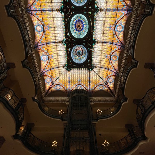 Photo taken at Gran Hotel Ciudad de México by Dana B. on 8/4/2022