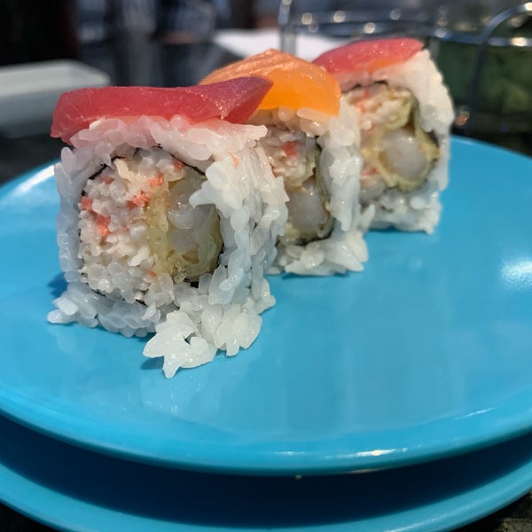 Photo prise au Sushi Zone par Todd M. le8/1/2019