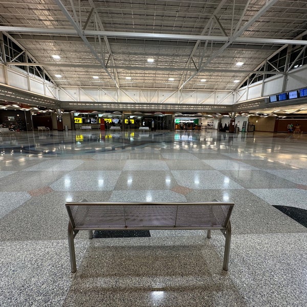 MCI Car Rental Center Kansas City, MO