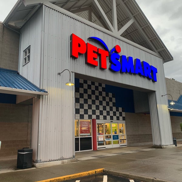 PetSmart 1505 11th Ave NW