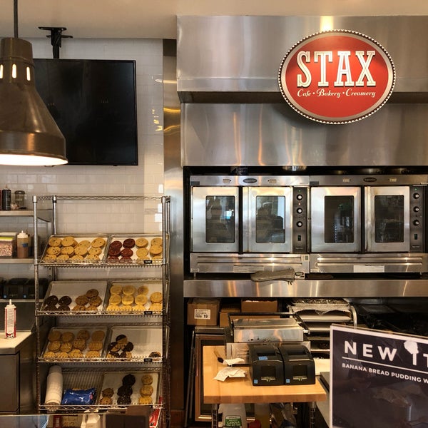 Foto tirada no(a) Stax Cookie Bar por Kent S. em 3/31/2018