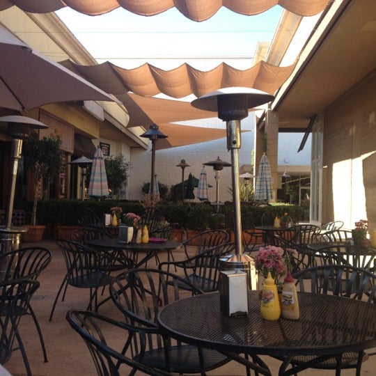 La Cumbre Plaza North State 3 tips from 917 visitors