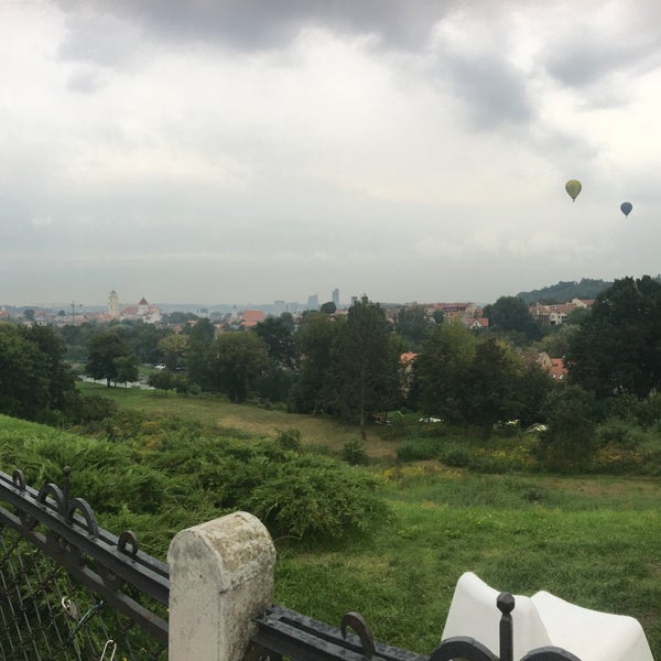 รูปภาพถ่ายที่ Subačiaus apžvalgos aikštelė | Subačiaus Viewpoint โดย Pedro C. เมื่อ 9/10/2017