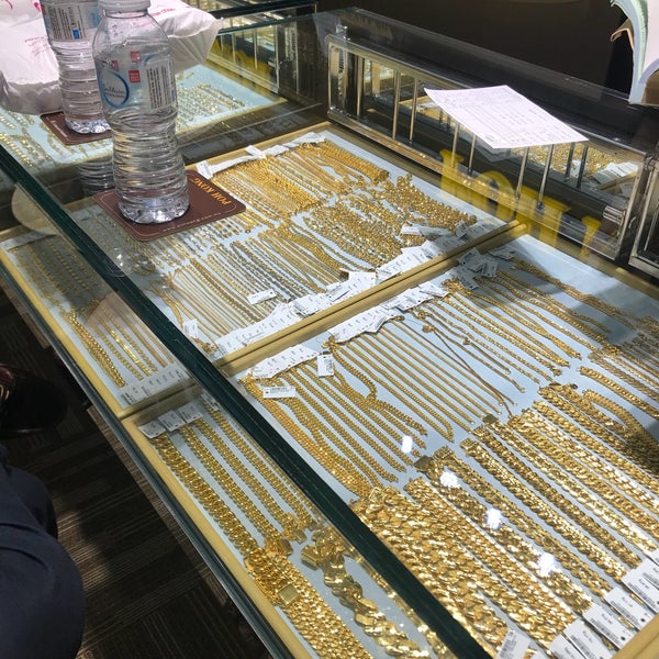 Poh Kong Jewelry Store In Seksyen 13