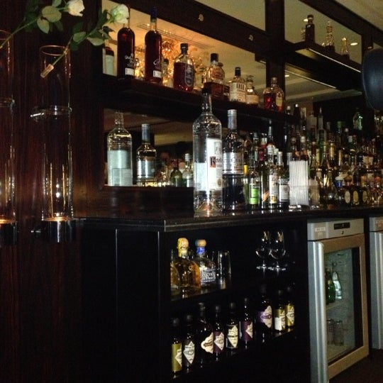 12/5/2012 tarihinde Ilya M.ziyaretçi tarafından Bar 44'de çekilen fotoğraf