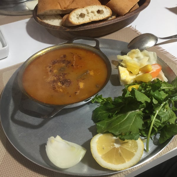 2/8/2017 tarihinde Koray S.ziyaretçi tarafından Kelle Paşa Restaurant'de çekilen fotoğraf