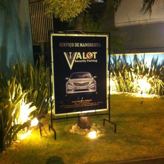 Esmad police. Охранник в германии. Security guard. Охрана мужчины и женщины. Security guards jurassic park 2.