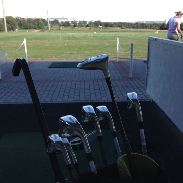 Photo taken at Golf-Club Golf Range Frankfurt Bernd Hess e.K. by Lia on 8/16/2013