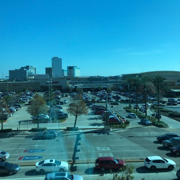 12/24/2018 tarihinde Josiah H.ziyaretçi tarafından Memorial City Mall'de çekilen fotoğraf