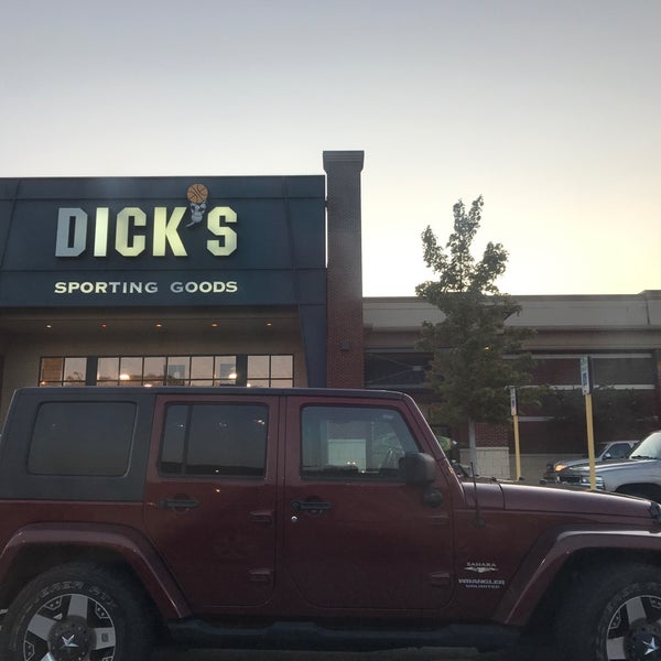 DICK'S Sporting Goods Huntsville, AL