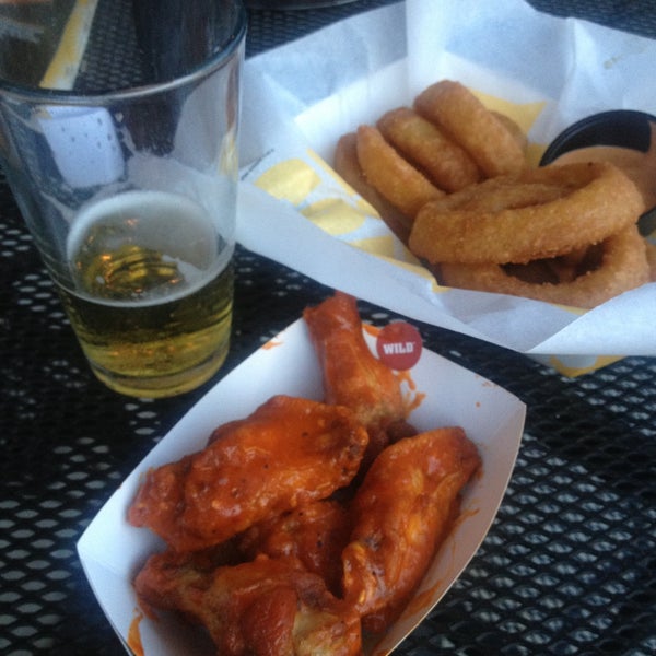 Buffalo Wild Wings Downtown Chattanooga Chattanooga, TN