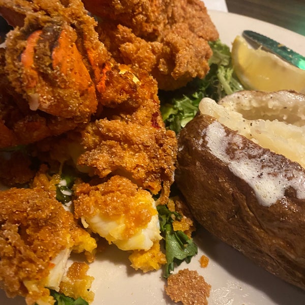 Harbor House Detroit'te Deniz Ürünleri Restoranı