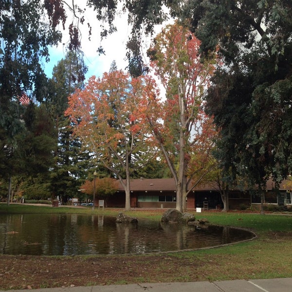 Photos at Menlo Park City Hall 701 Laurel St