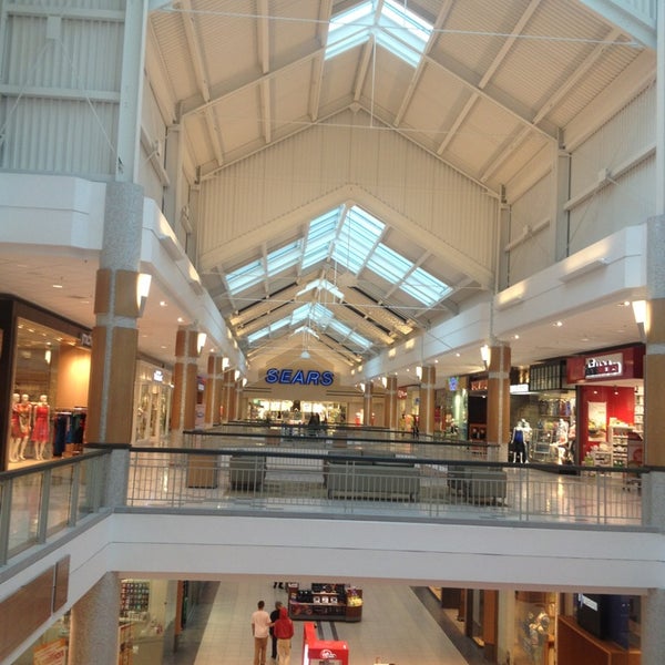 Photo taken at Mapleview Shopping Centre by Shluba K. on 6/6/2013