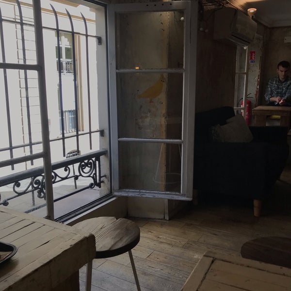 the burger was tasty, especially the vegan cheese and the space upstairs is so nice. good location to take a break in busy paris
