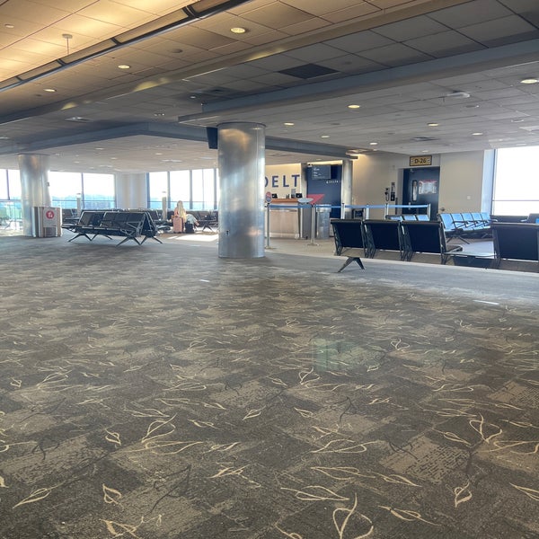 Gate D26 Airport Gate in Baltimore