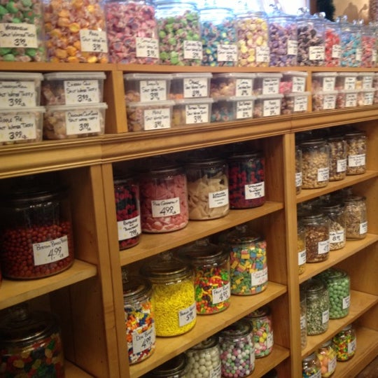 Lakeside Emporium Candy Store in Muskegon