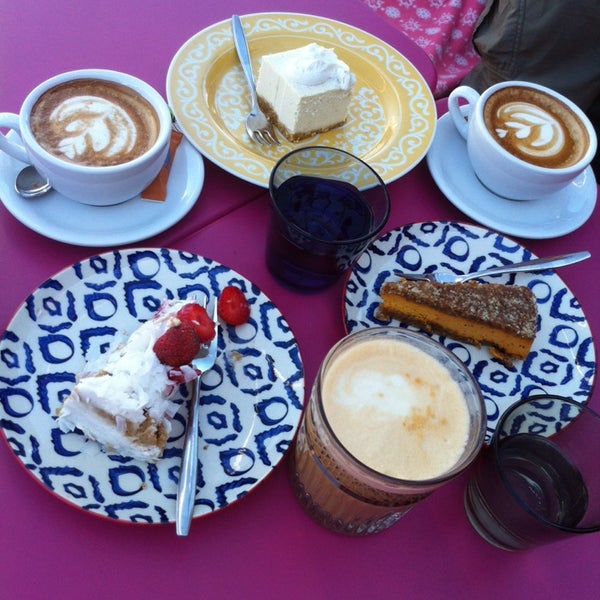 8/1/2014 tarihinde Minttu T.ziyaretçi tarafından Cafe Kokko'de çekilen fotoğraf