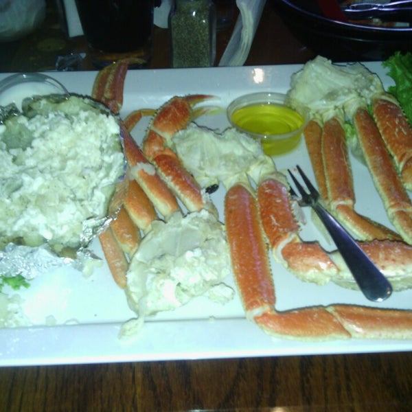 Photo taken at King Crab Tavern &amp; Seafood Grill by Tina J. on 8/5/2013