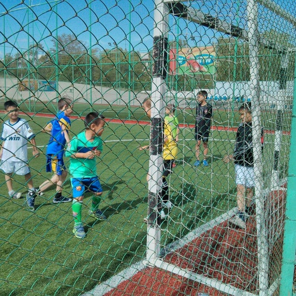 Спортивные секции динамо. Стадион Динамо Омск велотрек. Динамо велотрек спортивный комплекс Бишкек.