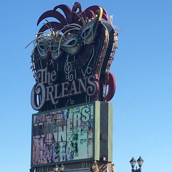 Foto diambil di The Orleans Hotel &amp; Casino oleh Andrea A. pada 7/18/2019