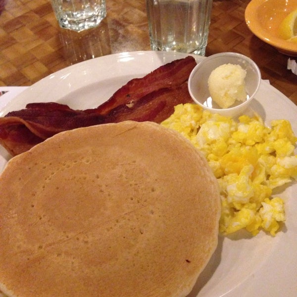 Photos at Sterling Spoon Cafe 19 tips from 827 visitors