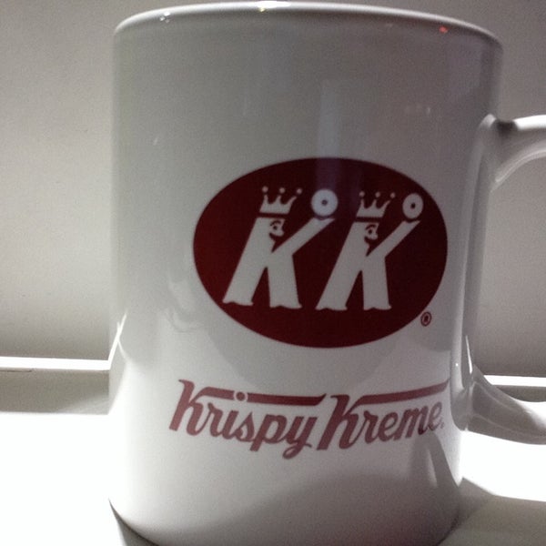 Das Foto wurde bei Krispy Kreme von Chavarin am 5/7/2014 aufgenommen