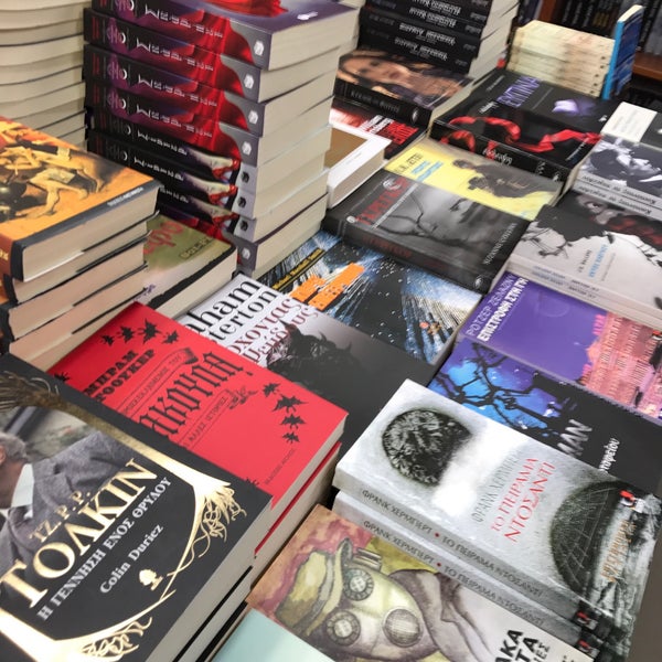 7/24/2017 tarihinde Paschalis M.ziyaretçi tarafından Politeia Bookstore'de çekilen fotoğraf
