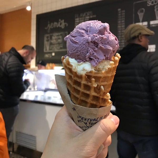 Photo taken at Jeni&#39;s Splendid Ice Creams by Emily K. on 3/3/2019