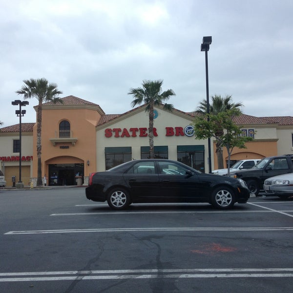 Stater Bros. Markets Grocery Store in Fontana