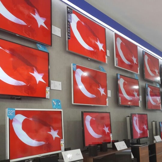 4/23/2014 tarihinde Ali A.ziyaretçi tarafından Çağdaş Holding Samsung Digital Plaza'de çekilen fotoğraf