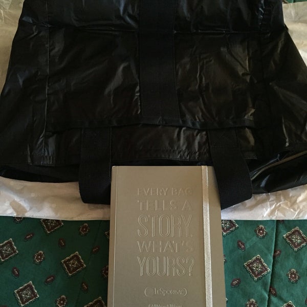 LeSportsac Upper East Side 1065 Madison Ave