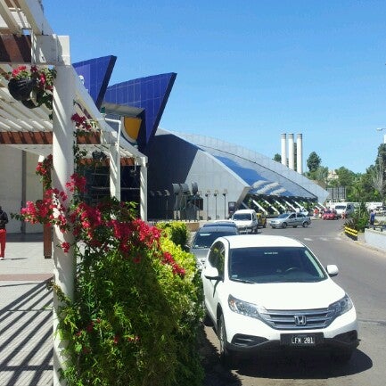 Foto tirada no(a) Mendoza Plaza Shopping por Jkefter em 10/25/2012