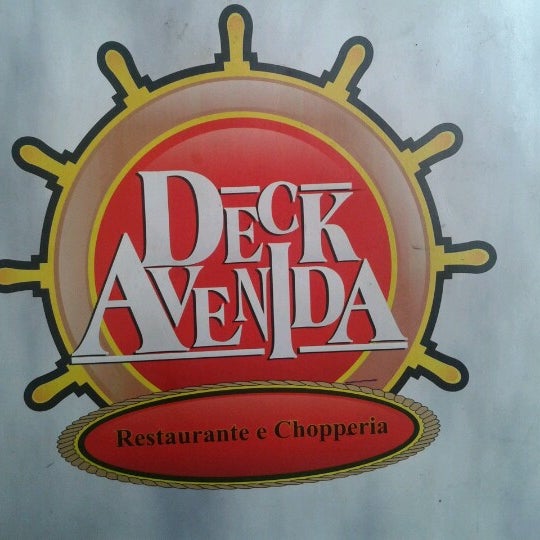 รูปภาพถ่ายที่ Deck Avenida โดย Dejair C. เมื่อ 9/22/2012